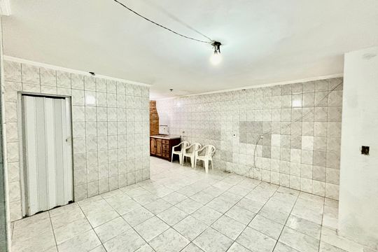 Casa para alugar com 3 quartos, 165m² em Parque Boturussu, São Paulo