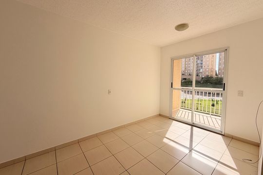 Sala de apartamento para alugar com 2 quartos, 54m² em Vila Nambi, Jundiaí