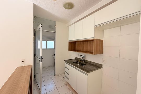 Cozinha de apartamento para alugar com 2 quartos, 54m² em Vila Nambi, Jundiaí