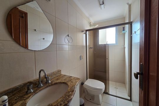 Apartamento para alugar com 4 quartos, 350m² em Guilhermina, Praia Grande