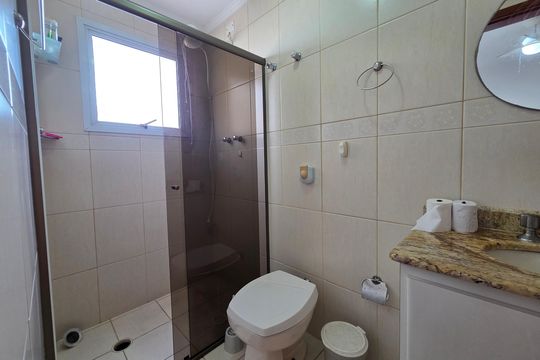 Apartamento para alugar com 4 quartos, 350m² em Guilhermina, Praia Grande