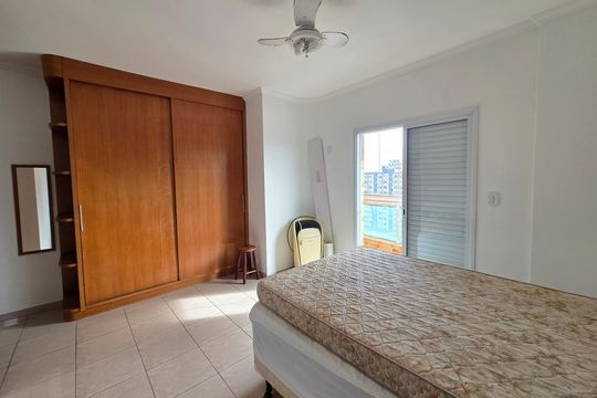 Apartamento para alugar com 4 quartos, 350m² em Guilhermina, Praia Grande