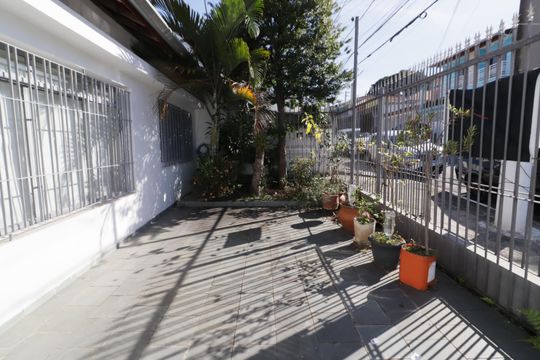 Garagem de casa à venda com 7 quartos, 251m² em Km 18, Osasco
