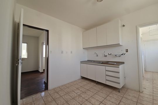 Cozinha de apartamento para alugar com 3 quartos, 150m² em Pituba, Salvador