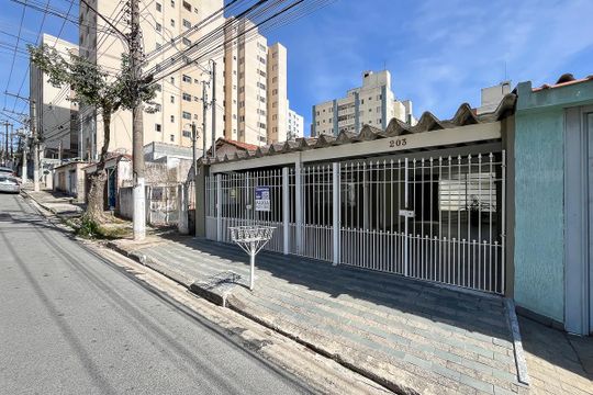 Fachada  de casa para alugar com 2 quartos, 189m² em Vila Antonieta, São Bernardo do Campo
