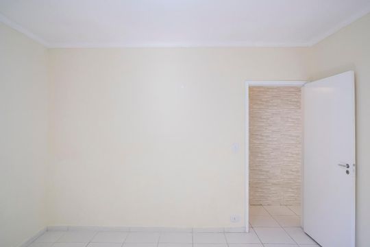 Quarto 1 de casa para alugar com 2 quartos, 189m² em Vila Antonieta, São Bernardo do Campo