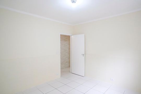 Quarto 1 de casa para alugar com 2 quartos, 189m² em Vila Antonieta, São Bernardo do Campo
