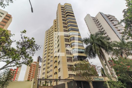 Apartamento à venda com 3 quartos, 170m² em Jardim Avelino, São Paulo
