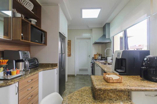 Apartamento à venda com 3 quartos, 170m² em Jardim Avelino, São Paulo