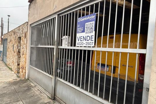 Fachada  de casa à venda com 4 quartos, 200m² em Jordanópolis, São Bernardo do Campo