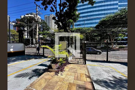 Entrada de apartamento à venda com 2 quartos, 60m² em Cidade Monções, São Paulo