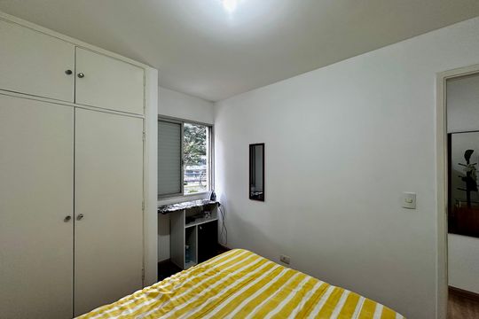 Quarto 1 de apartamento à venda com 2 quartos, 60m² em Cidade Monções, São Paulo
