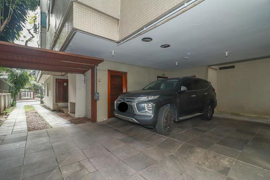Garagem de apartamento à venda com 2 quartos, 211m² em Moinhos de Vento, Porto Alegre