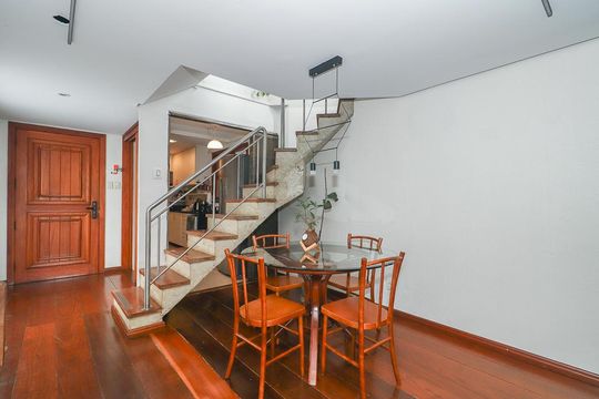Sala de apartamento à venda com 2 quartos, 211m² em Moinhos de Vento, Porto Alegre