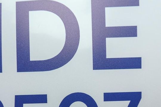 Placa de apartamento à venda com 2 quartos, 211m² em Moinhos de Vento, Porto Alegre