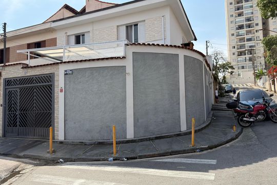 Fachada de casa à venda com 3 quartos, 103m² em Anchieta, São Bernardo do Campo