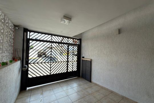 Garagem de casa à venda com 3 quartos, 103m² em Anchieta, São Bernardo do Campo