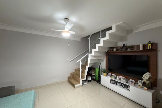 Sala/Cozinha de casa à venda com 3 quartos, 103m² em Anchieta, São Bernardo do Campo