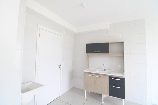 Cozinha de apartamento para alugar com 2 quartos, 36m² em Socorro, São Paulo