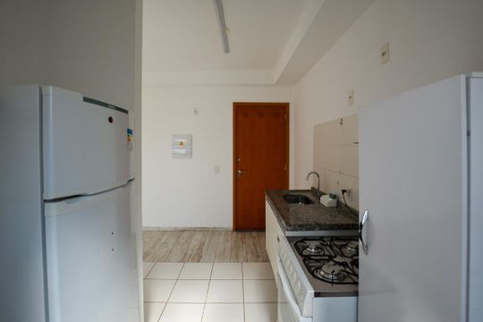 COZINHA de apartamento para alugar com 2 quartos, 45m² em Jardim Boa Vista (zona Oeste), Osasco