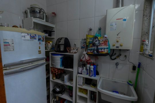 Área de Serviço de casa à venda com 4 quartos, 550m² em Grajaú, Rio de Janeiro
