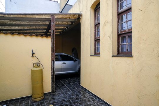 Entrada de casa à venda com 3 quartos, 243m² em Nova Gerti, São Caetano do Sul