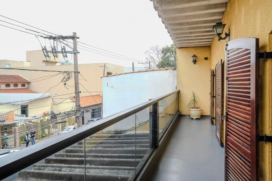 Varanda Suíte 2 de casa à venda com 3 quartos, 243m² em Nova Gerti, São Caetano do Sul