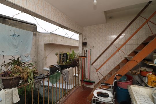 Área de Serviço de casa para alugar com 2 quartos, 200m² em Chácara Mafalda, São Paulo