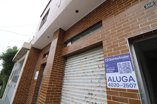 Fachada de casa para alugar com 2 quartos, 200m² em Chácara Mafalda, São Paulo