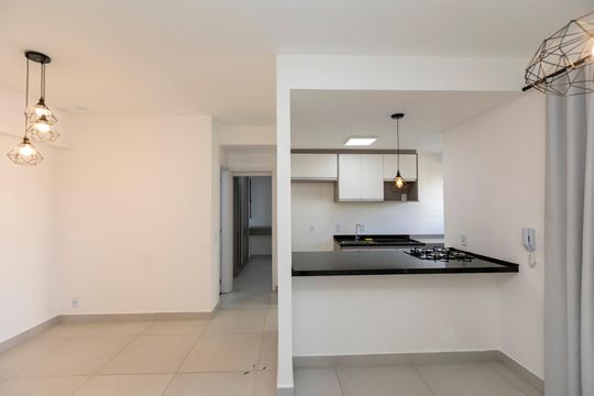 SALA PARA DOIS AMBIENTES de apartamento para alugar com 1 quarto, 51m² em Centro, Campinas