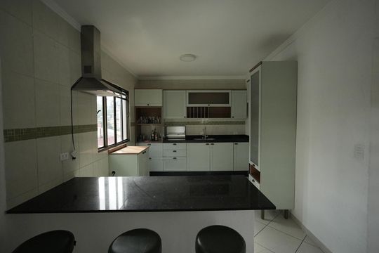 Cozinha de casa para alugar com 3 quartos, 193m² em Vila Alzira, Santo André