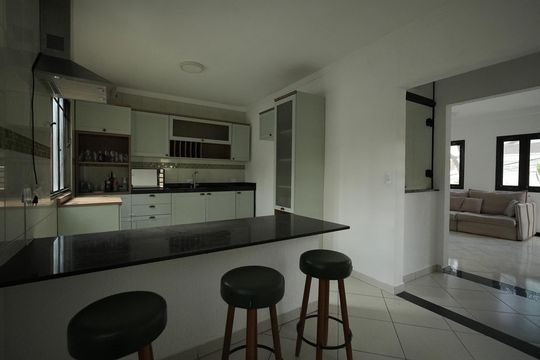 Cozinha de casa para alugar com 3 quartos, 193m² em Vila Alzira, Santo André