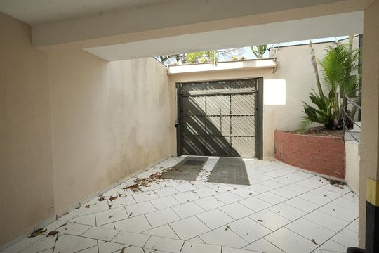 Garagem de casa para alugar com 3 quartos, 193m² em Vila Alzira, Santo André