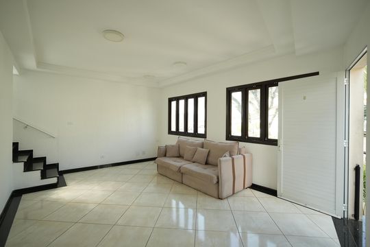 Casa para alugar com 3 quartos, 193m² em Vila Alzira, Santo André