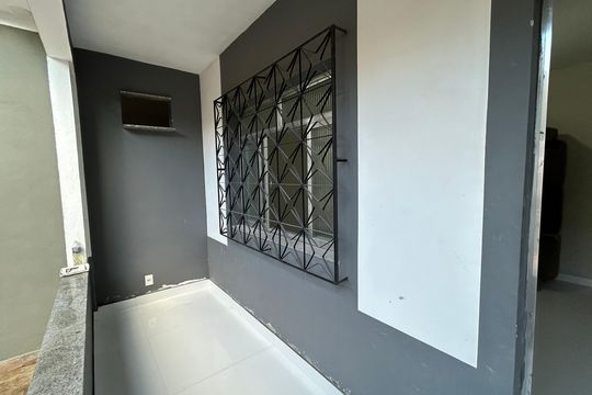 Varanda de casa à venda com 3 quartos, 200m² em Praça Seca, Rio de Janeiro