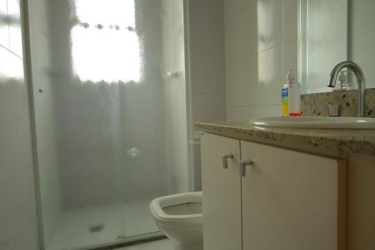 Banheiro Social  de apartamento para alugar com 3 quartos, 91m² em Vila Lusitania, São Bernardo do Campo