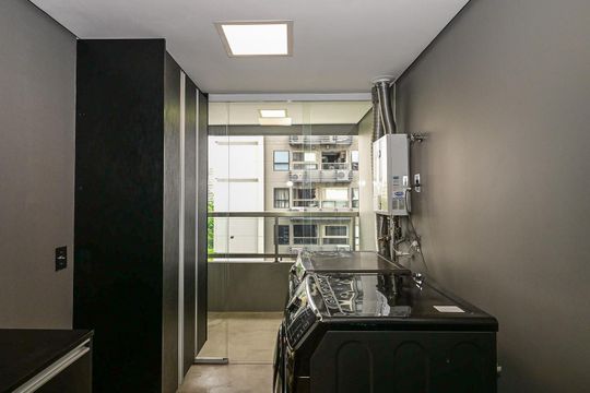Área de Serviço  de apartamento para alugar com 2 quartos, 75m² em Jardim Fonte do Morumbi, São Paulo
