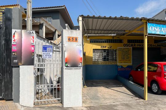 Fachada + Placa de casa à venda com 2 quartos, 259m² em Jardim Sao Caetano, São Caetano do Sul