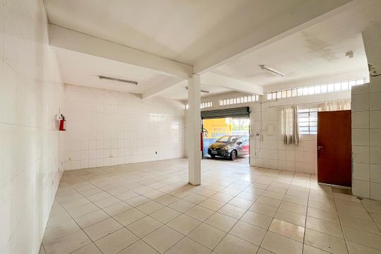 Garagem de casa à venda com 2 quartos, 259m² em Jardim Sao Caetano, São Caetano do Sul