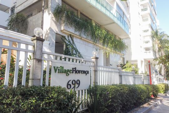 Fachada de apartamento para alugar com 2 quartos, 184m² em Freguesia (jacarepaguá), Rio de Janeiro