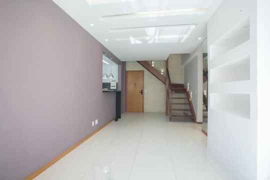 Sala de apartamento para alugar com 2 quartos, 184m² em Freguesia (jacarepaguá), Rio de Janeiro