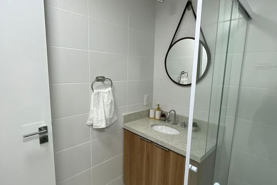 Banheiro de kitnet/studio à venda com 1 quarto, 19m² em Ipiranga, São Paulo