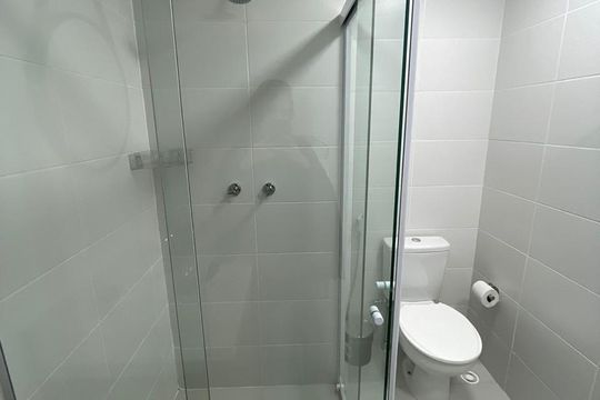 Banheiro de kitnet/studio à venda com 1 quarto, 19m² em Ipiranga, São Paulo