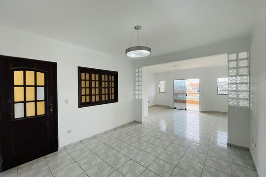 Sala de casa à venda com 4 quartos, 172m² em Jardim Santa Cecilia, Guarulhos