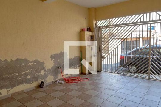 Garagem de casa à venda com 4 quartos, 172m² em Jardim Santa Cecilia, Guarulhos