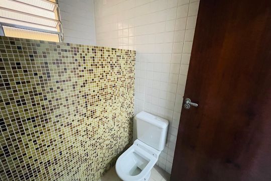 Lavabo de casa à venda com 4 quartos, 172m² em Jardim Santa Cecilia, Guarulhos