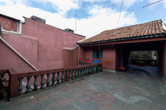 Casa 2 - Varanda de casa para alugar com 4 quartos, 70m² em Vila Jacuí, São Paulo