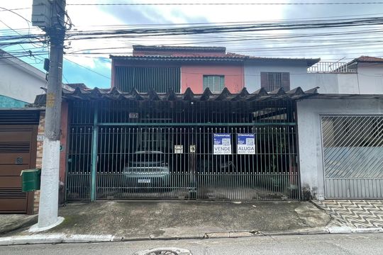 Fachada+Placa  de casa para alugar com 4 quartos, 70m² em Vila Jacuí, São Paulo