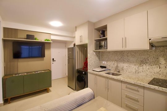 Sala de apartamento para alugar com 1 quarto, 30m² em Centro, Curitiba