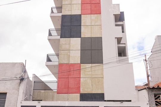 Fachada de apartamento para alugar com 2 quartos, 42m² em Vila Ré, São Paulo